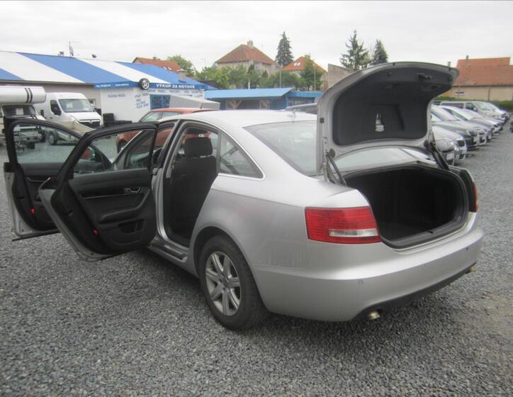 Audi A6 32