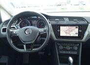 Volkswagen Touran 8