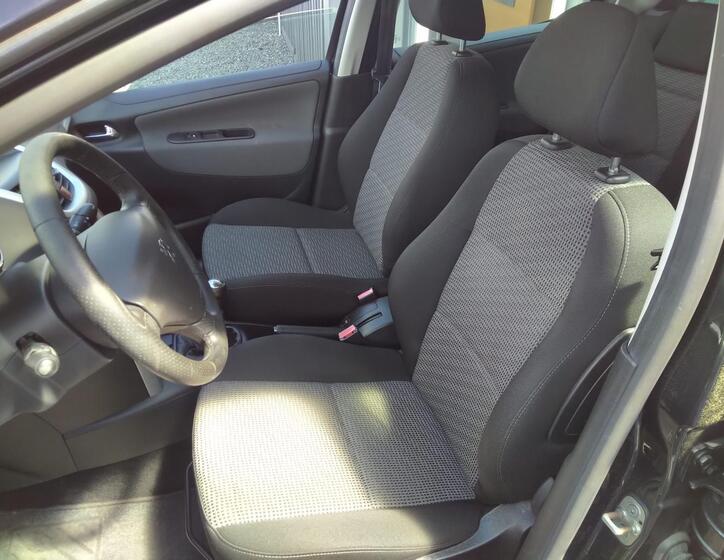 Peugeot 207 11