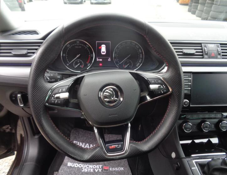 Škoda Superb 13