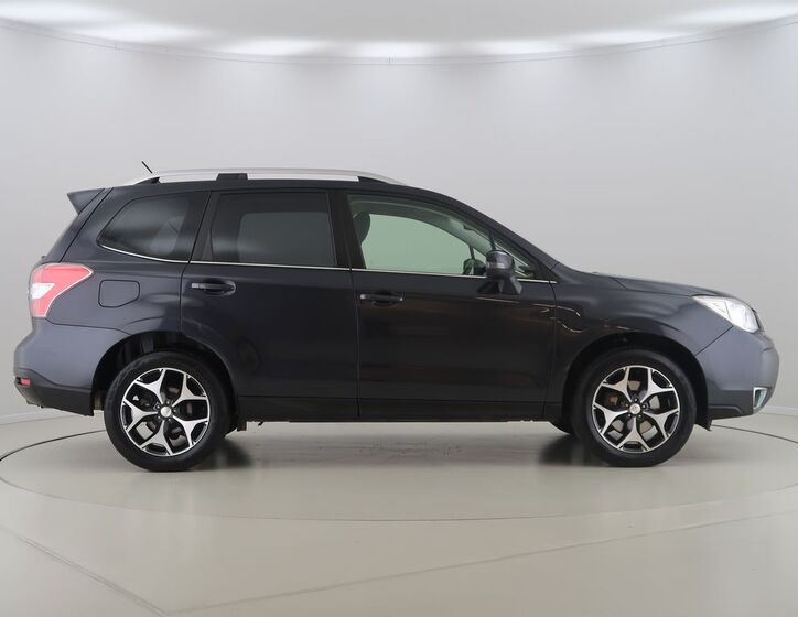 Subaru Forester 4