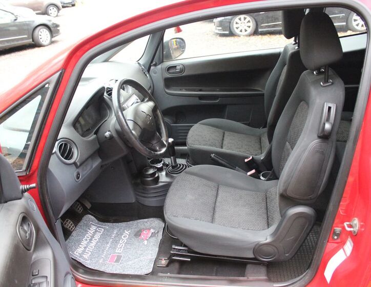 Mitsubishi Colt 8