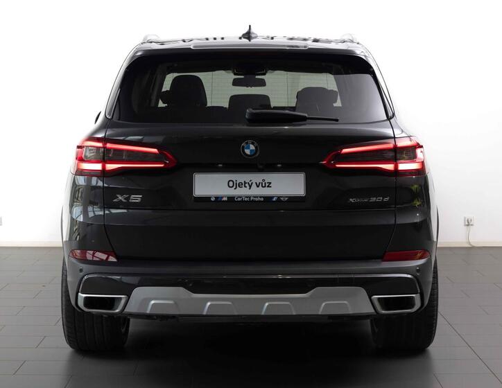 BMW X5 4