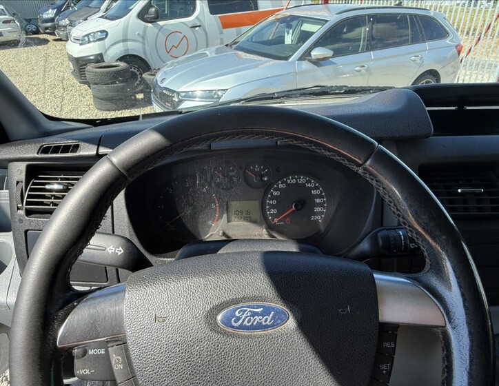 Ford Transit 11