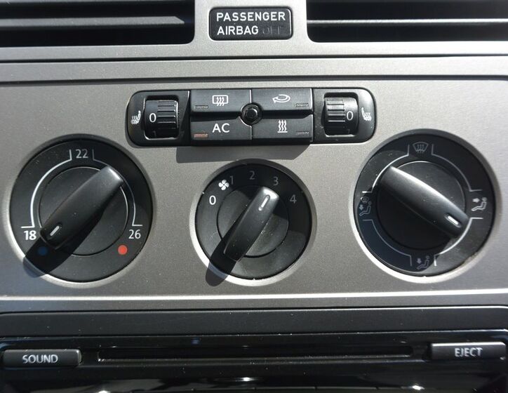 Volkswagen Touran 20