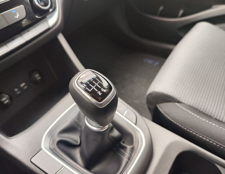 Hyundai i30 19