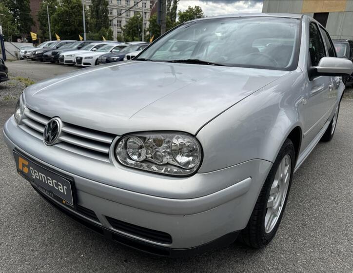 Volkswagen Golf 2