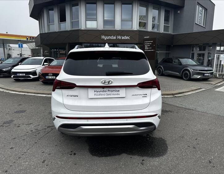 Hyundai Santa Fe 8