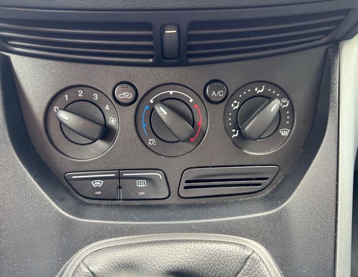 Ford C-MAX 11
