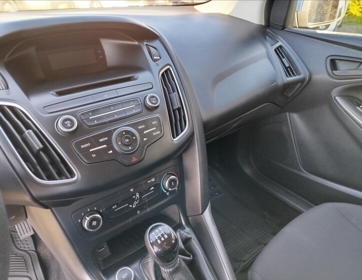 Ford Focus 19