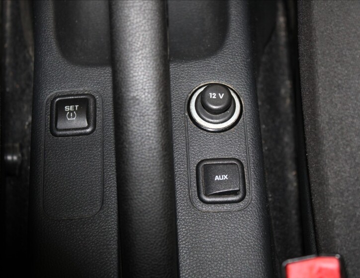 Škoda Roomster 15