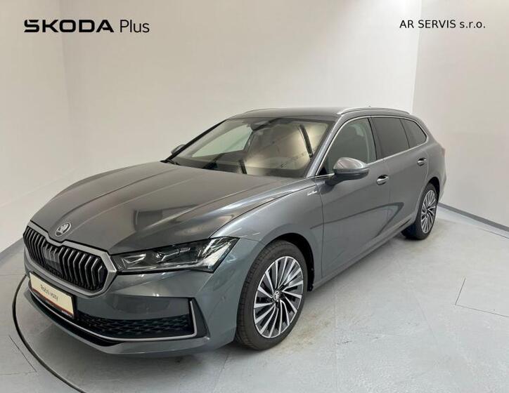 Škoda Superb 1