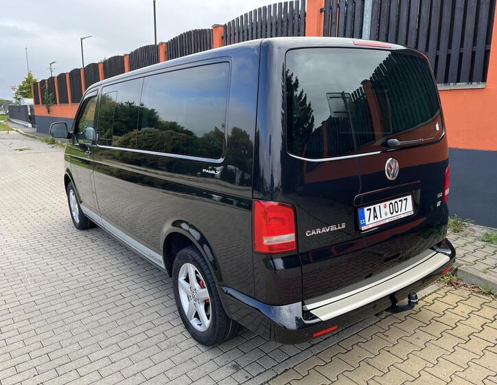Volkswagen Caravelle 7