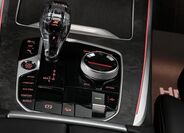 BMW X7 27