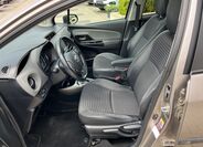 Toyota Yaris 13