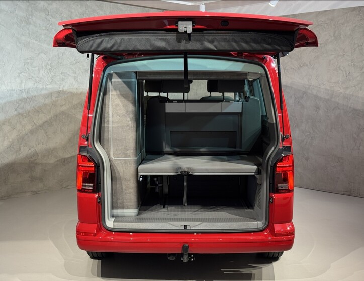 Volkswagen California 9