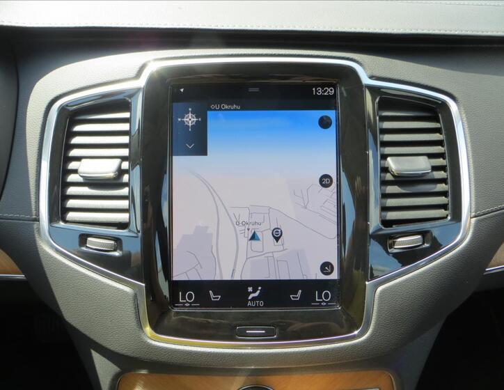 Volvo XC90 18