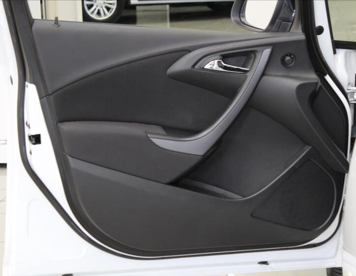 Opel Astra 13