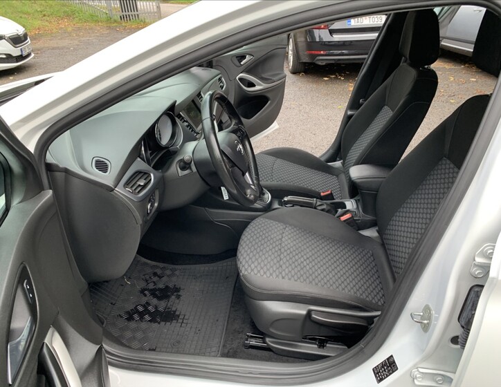 Opel Astra 14