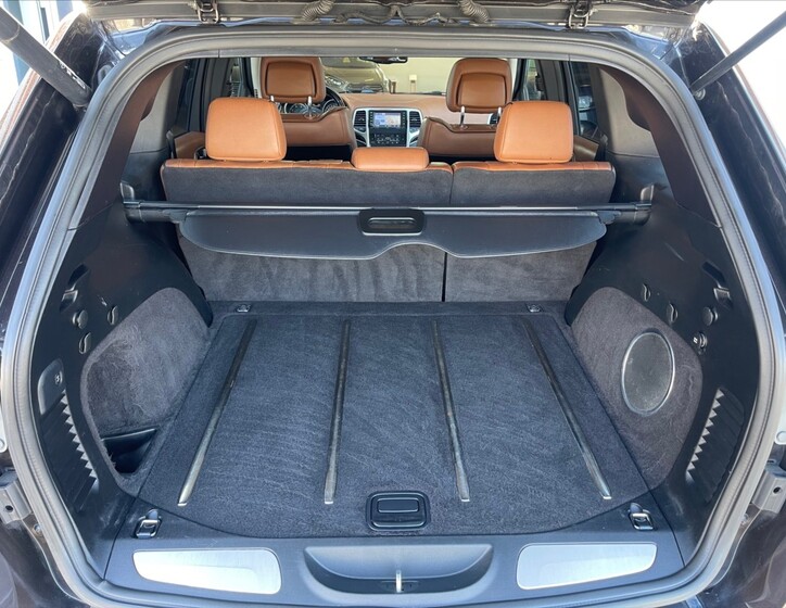 Jeep Grand Cherokee 28