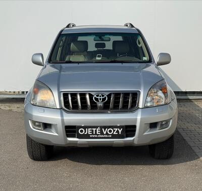 Toyota Land Cruiser 2