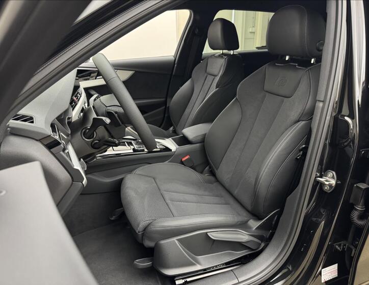 Audi A4 44
