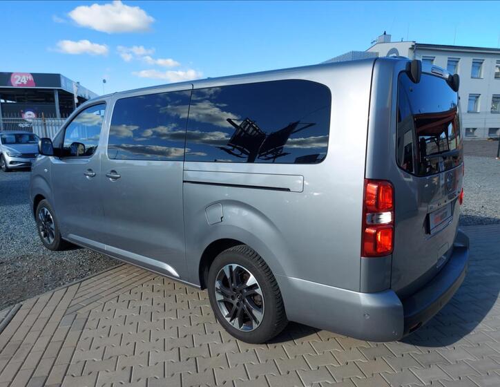Opel Zafira 6