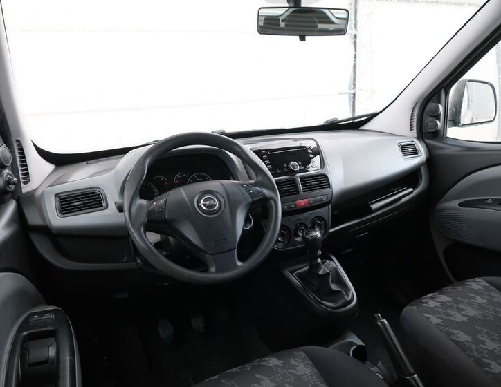 Opel Combo 15
