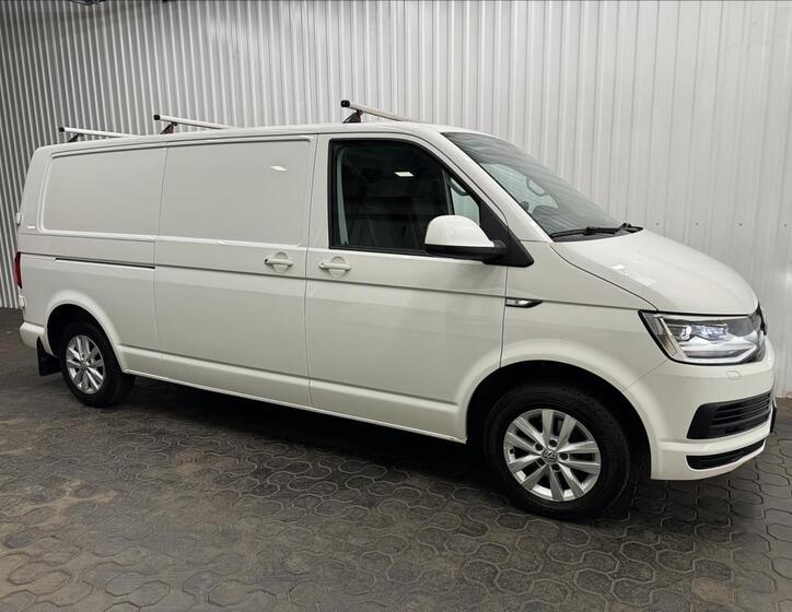 Volkswagen Transporter 11