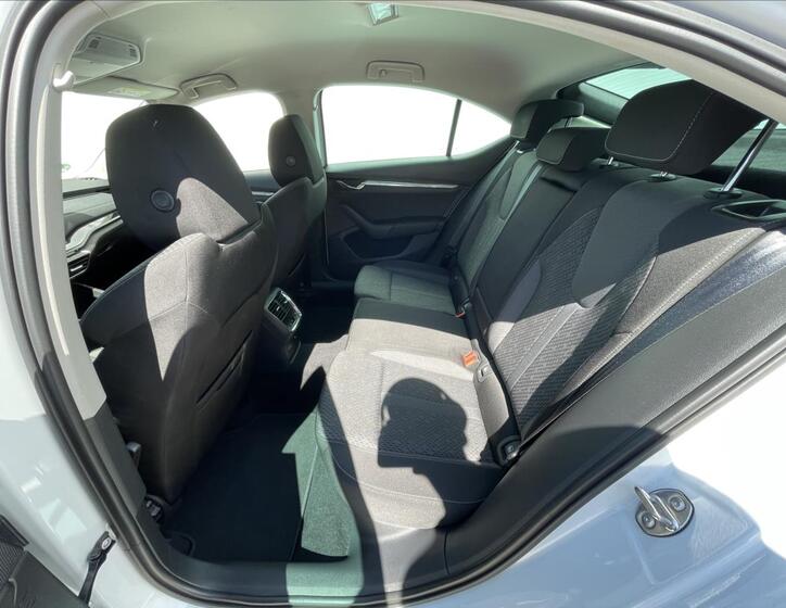 Škoda Octavia 16
