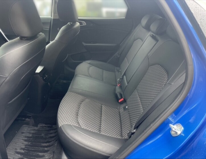 KIA XCeed 8