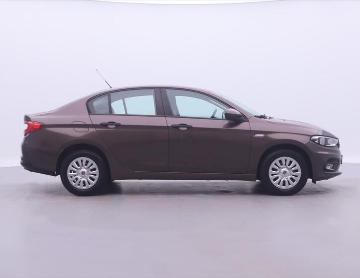 Fiat Tipo 8