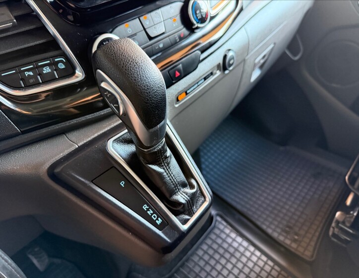 Ford Transit Custom 17