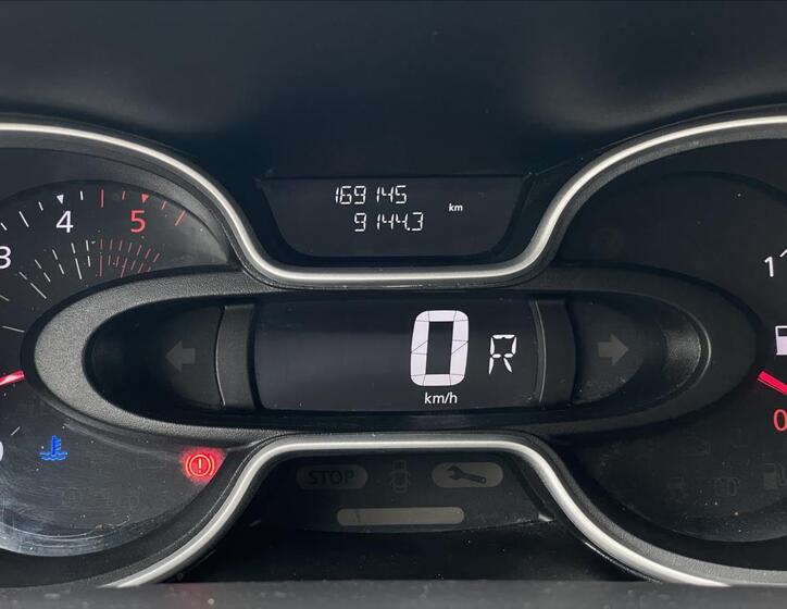Renault Trafic 11