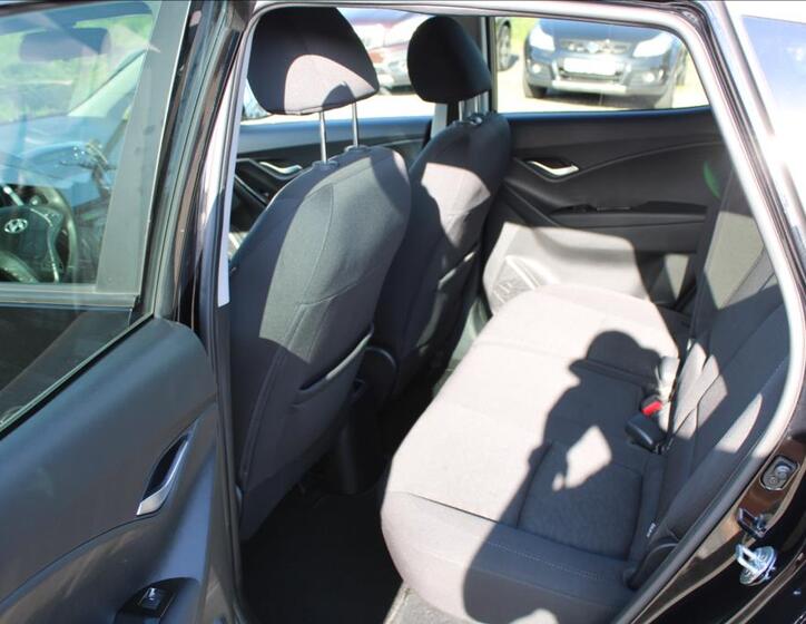Hyundai ix20 11