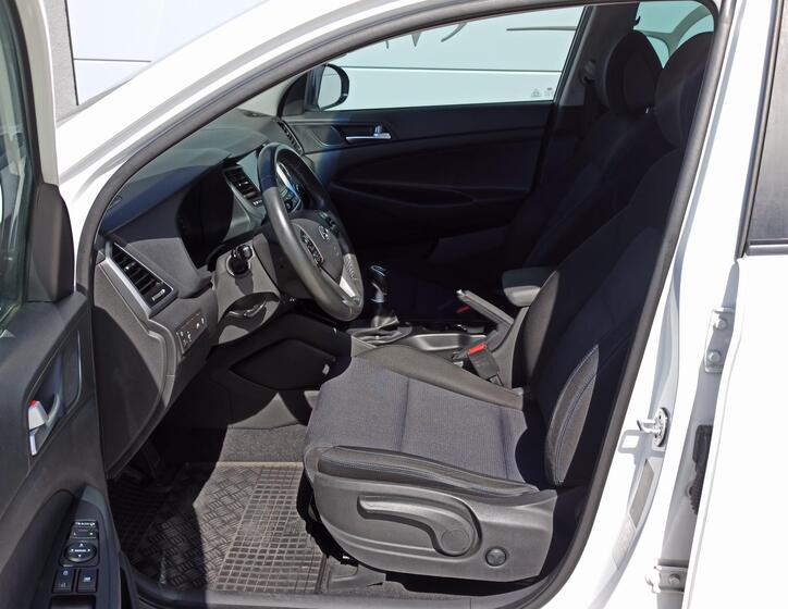 Hyundai Tucson 11