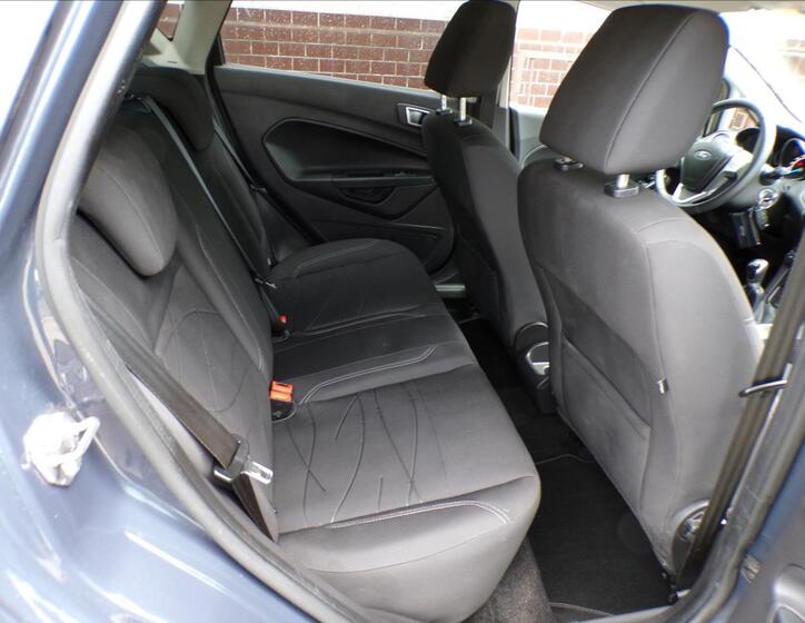 Ford Fiesta 18