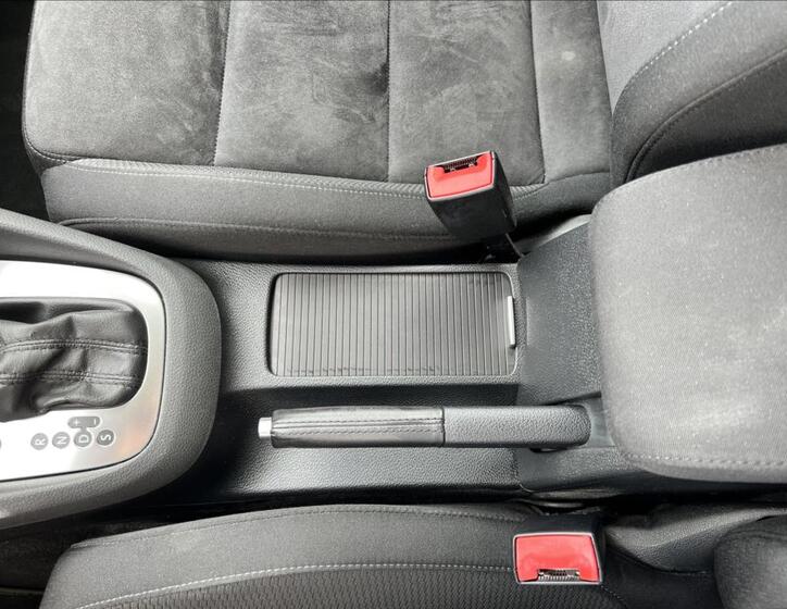 Volkswagen Golf 23