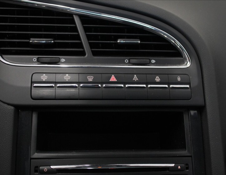 Peugeot 5008 14
