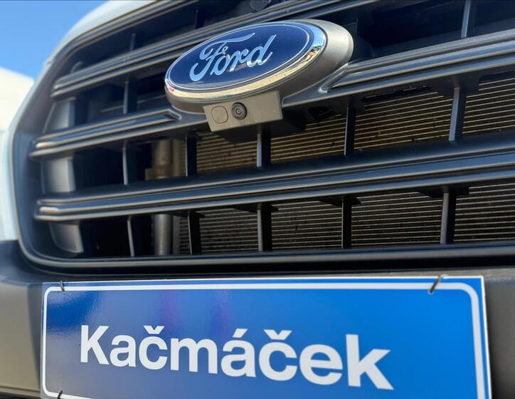 Ford Transit 9