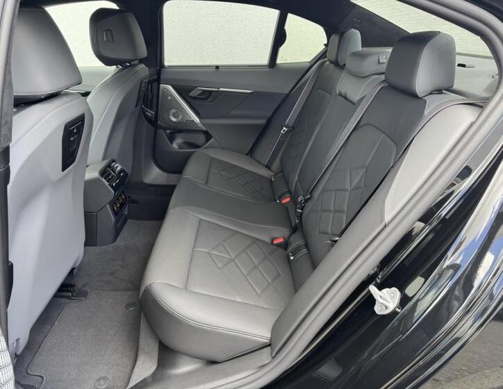BMW i5 7