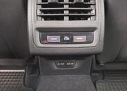 Volkswagen Golf 28