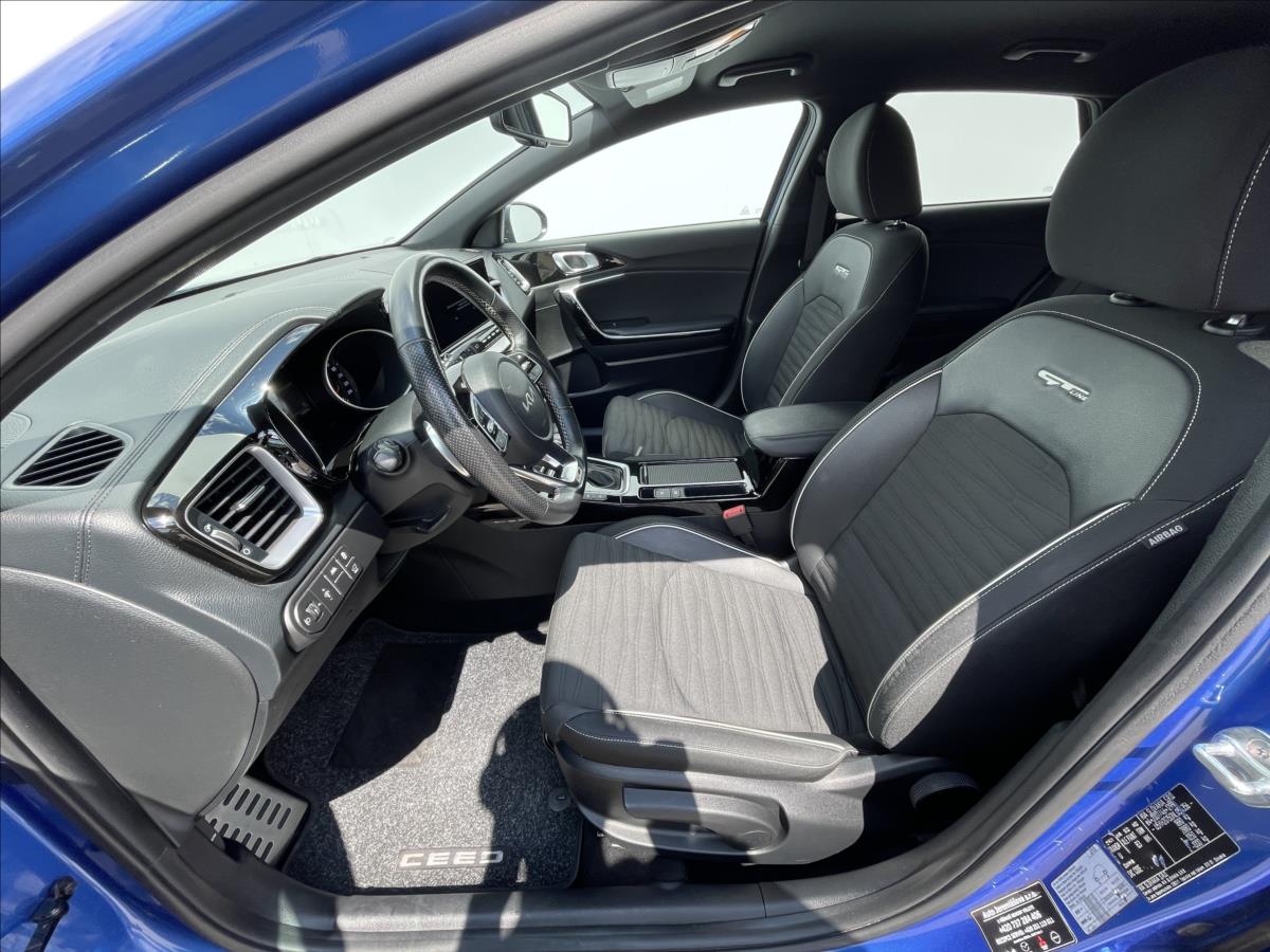 KIA ProCeed