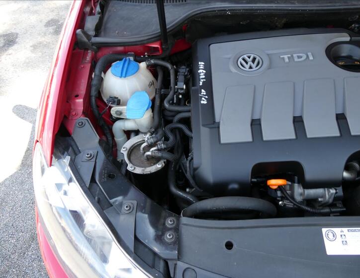 Volkswagen Golf 34