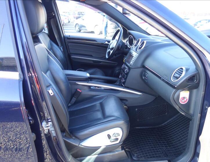 Mercedes-Benz GL 13