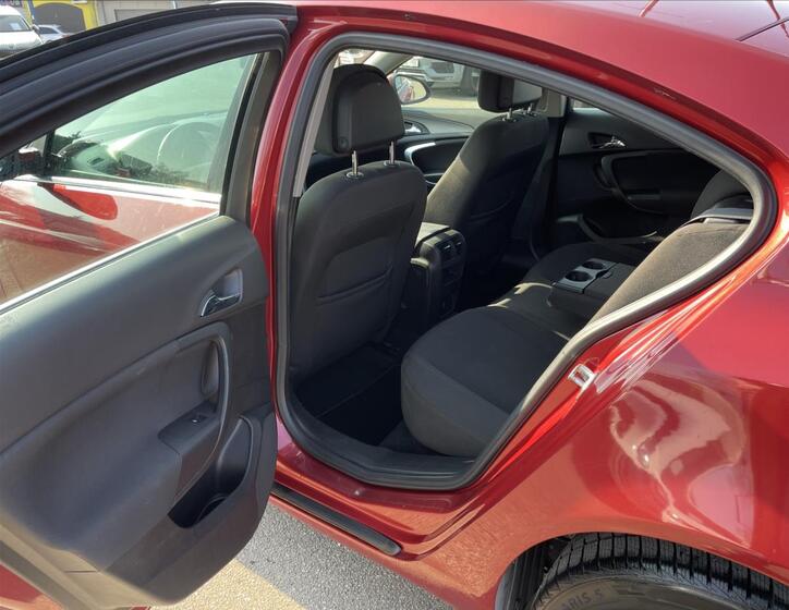 Opel Insignia 23