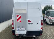 Nissan Interstar 6