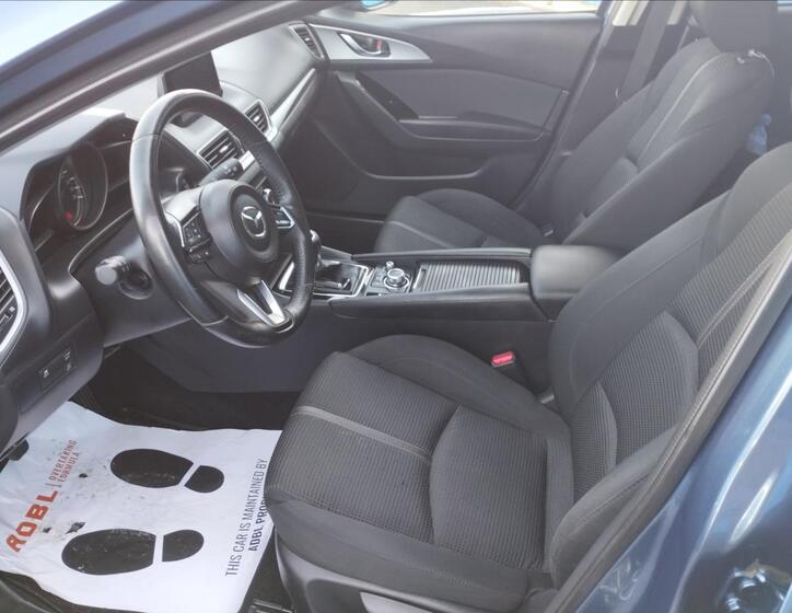 Mazda 3 7