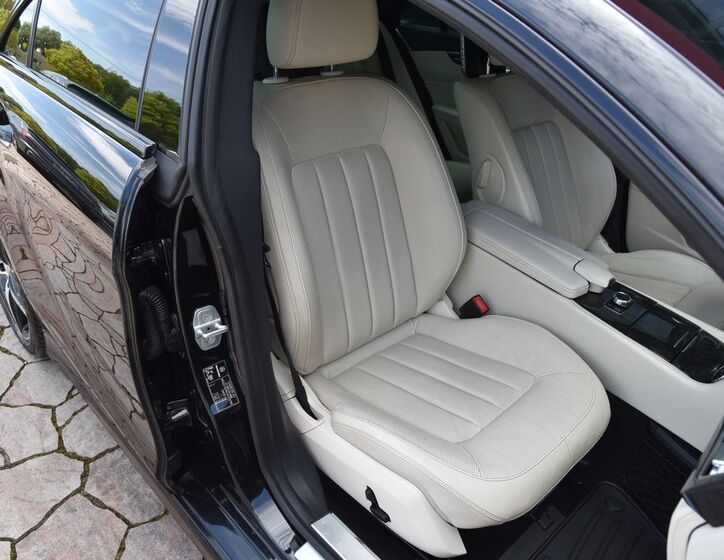 Mercedes-Benz CLS 21