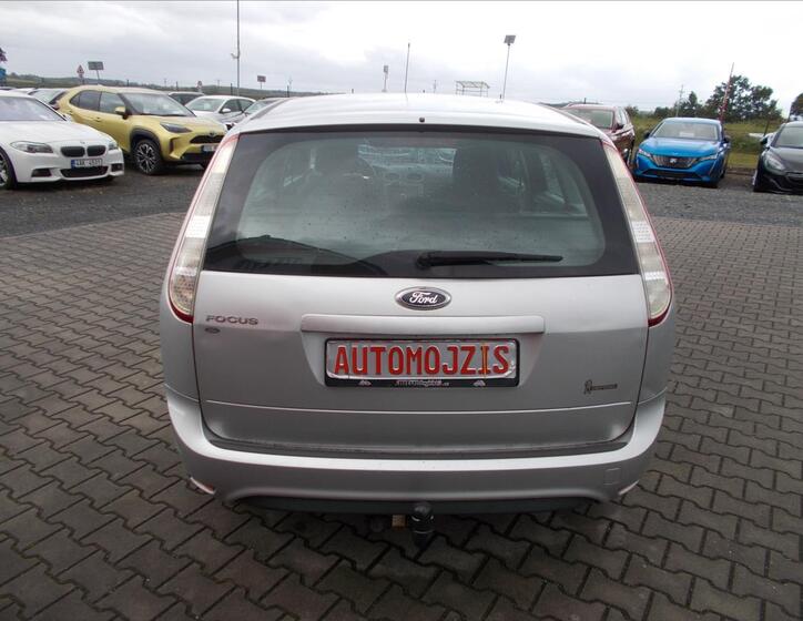 Ford Focus 8
